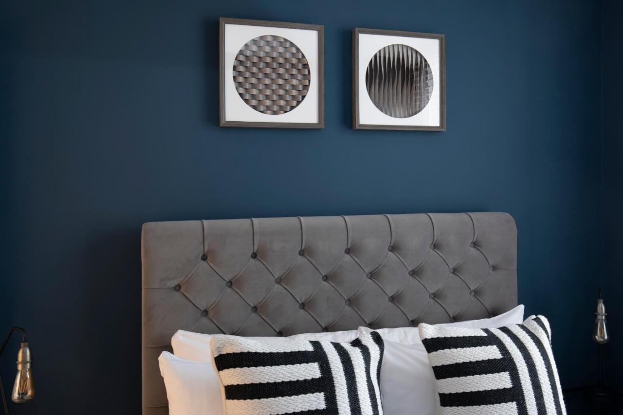 Elliot Oliver - Luxury 2 Bedroom Regency Apartment With Parking & Ev Charger Cheltenham Esterno foto