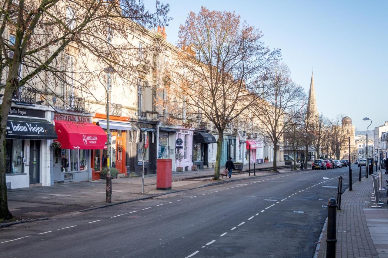 Elliot Oliver - Luxury 2 Bedroom Regency Apartment With Parking & Ev Charger Cheltenham Esterno foto