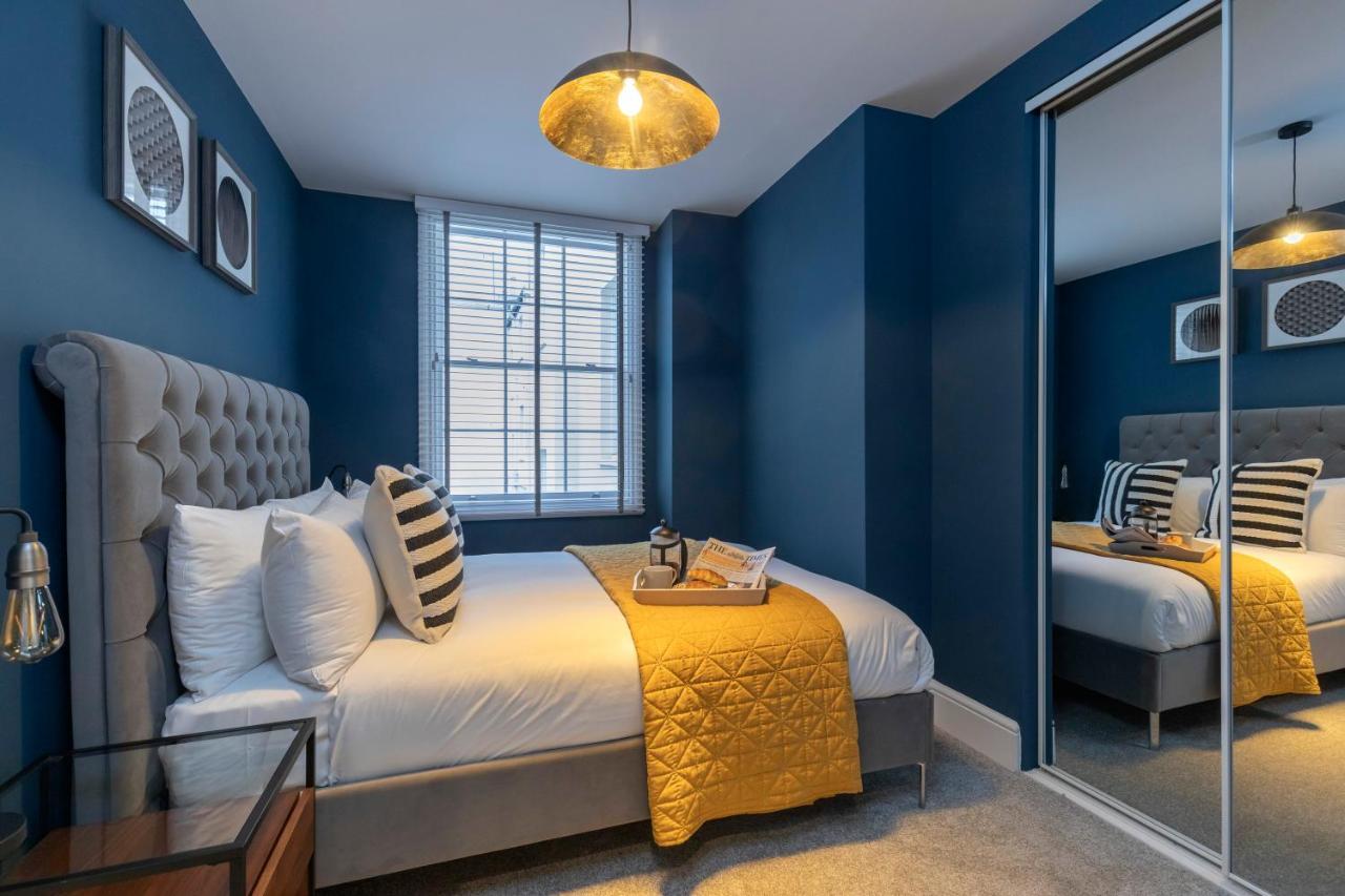 Elliot Oliver - Luxury 2 Bedroom Regency Apartment With Parking & Ev Charger Cheltenham Esterno foto